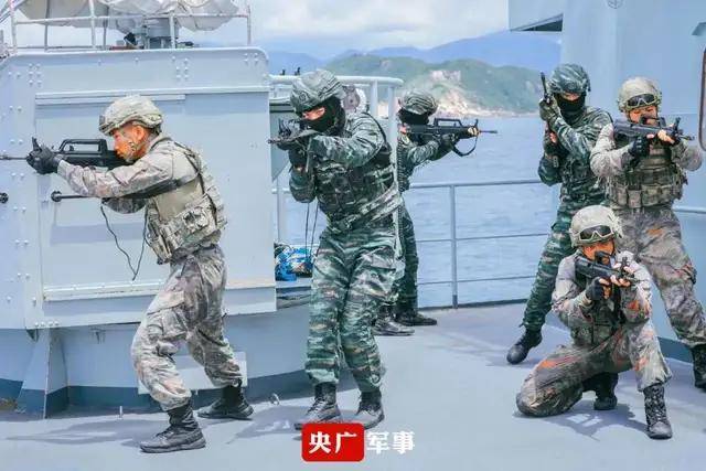正视差距！中国想复刻美国特种兵“斩首”某岛还缺什么？
