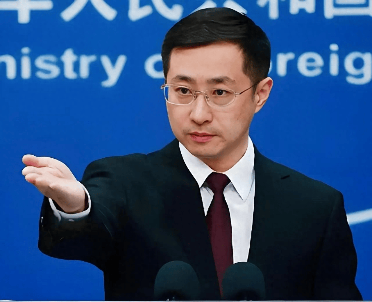 中美心照不宣达成共识，委内瑞拉或交给关键人物？马杜罗后手让人为难