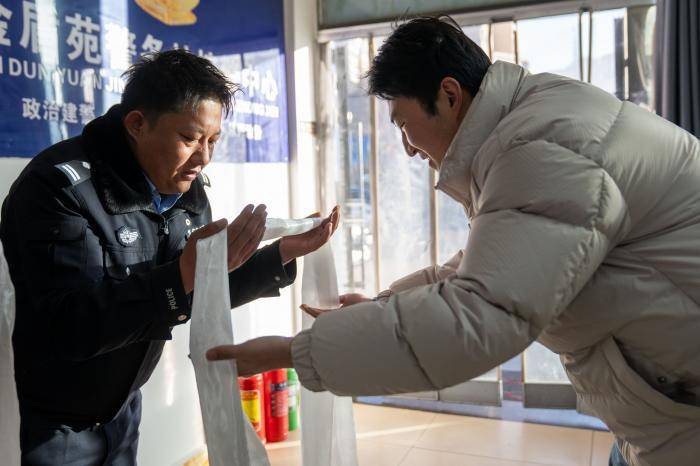 视窗|用真心服务筑牢警民“连心桥”