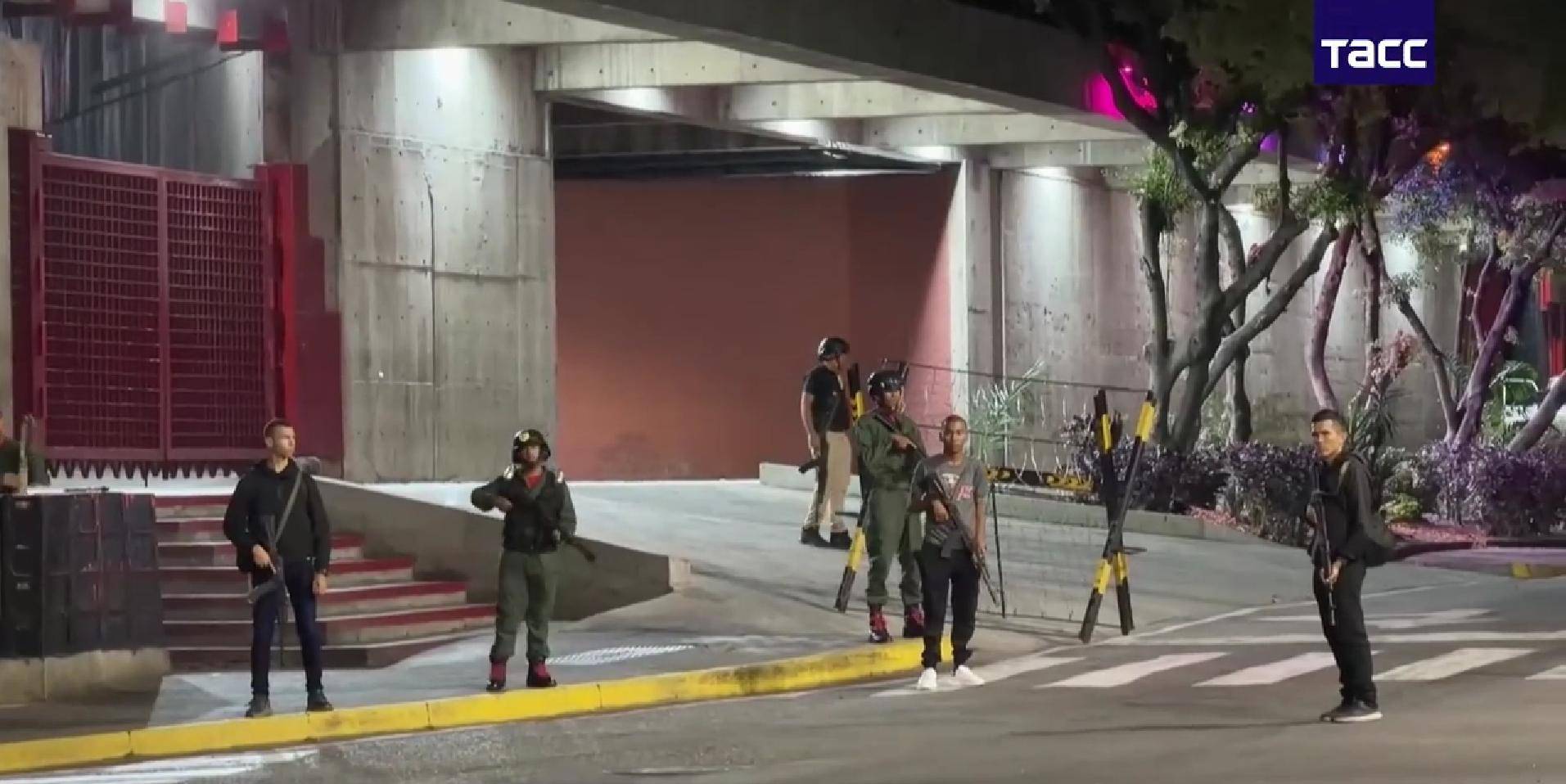 真实战场太惨烈!遭遇美军突袭,古巴军团拒绝投降,61岁上校战死