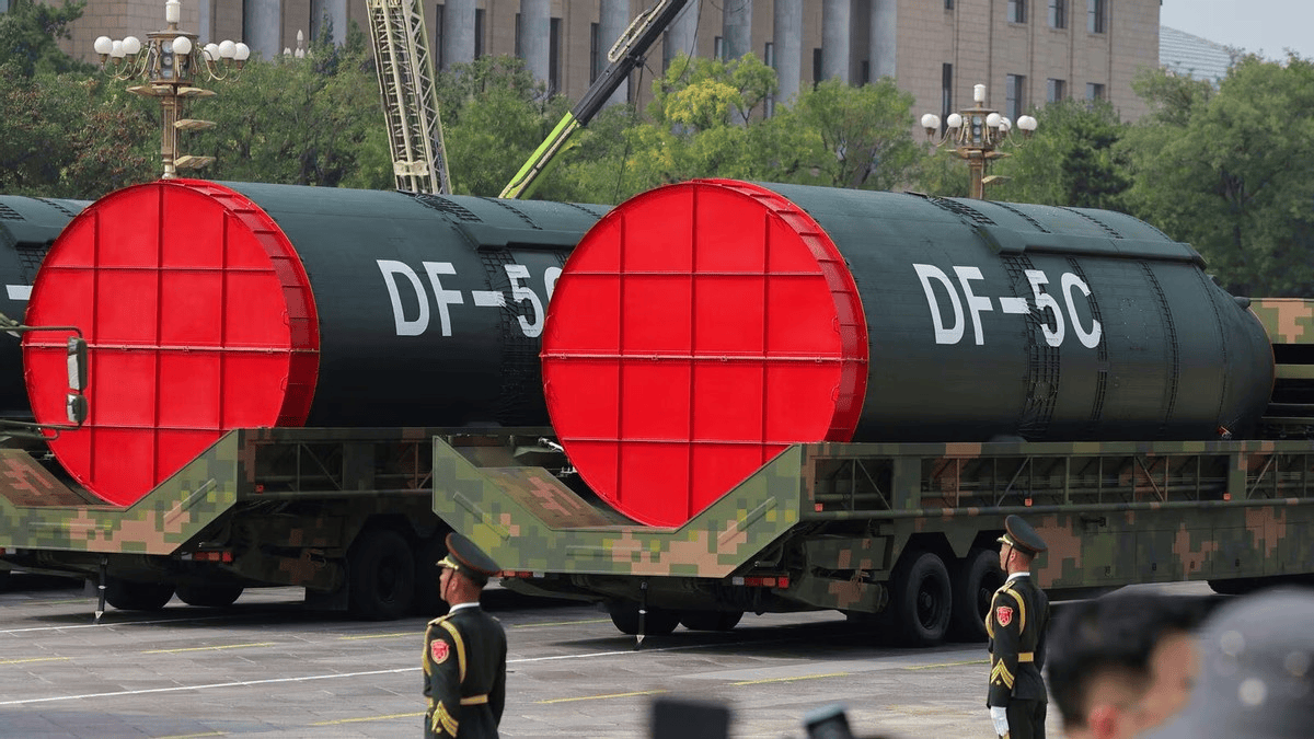 美媒点评东风 5C：惊悚！若发射一枚到美国，会酿成怎样的景象？