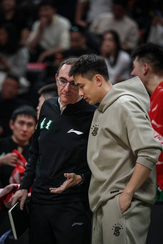 赵继伟通过体测仍无法出战 杨鸣：杨瀚森离队未影响青岛