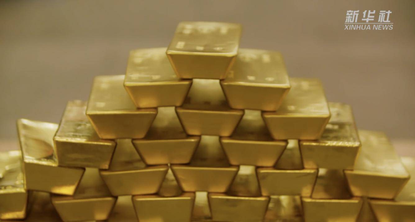 男子卖400克金条借给朋友14万，金价大涨后要求按黄金现值还30万，法院驳回：以实际交付为准