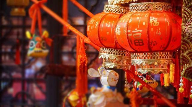 邀请歌手在企业年会上唱歌,被判赔偿4万元,律师:“合理使用”有边界