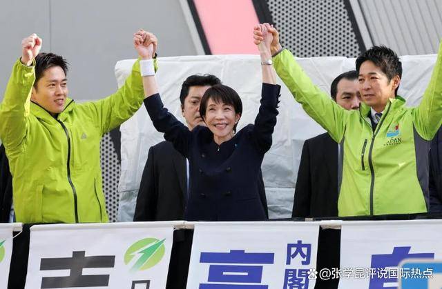 打一巴掌给枣吃，真拿中国当猴耍，高市潸然泪下，日本人先不干了