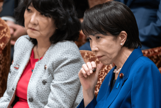 沉默48小时后,日本政要齐改口,关键证据曝光,高市早苗已经圆不上