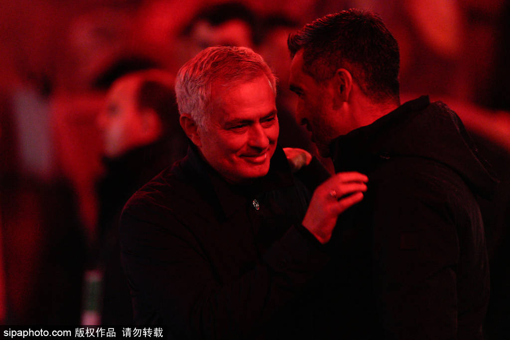 穆里尼奥再次成为本菲卡的“老大”：如果他竞选葡萄牙总统，他会赢得选举