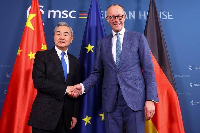 大年初一当天,默茨发帖拜年,刻意提到一件事,生怕中方忙忘了