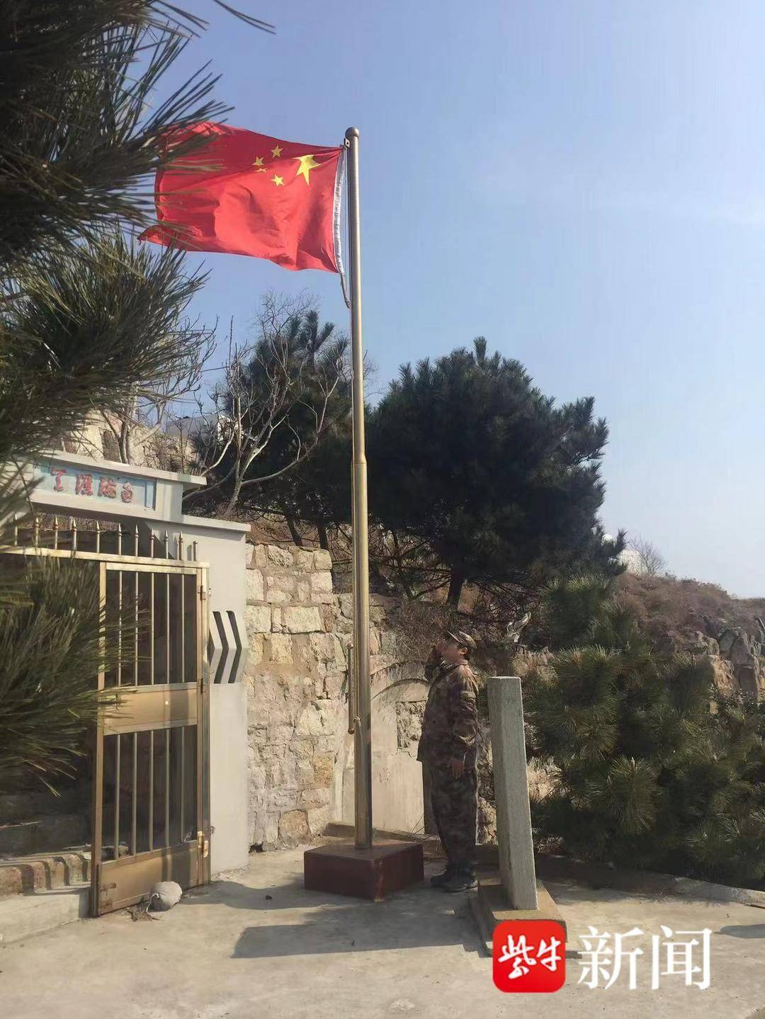 新春走基层〡【视频】记者坐船历时三小时登上前三岛，探访“守岛人”故事—“守岛就是守家，国安才能家安”