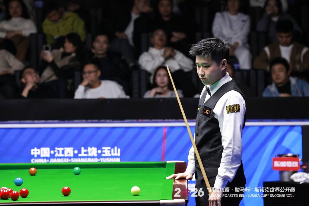 斯诺克世界公开赛赵心童出局 八强中吴宜泽成东道主独苗