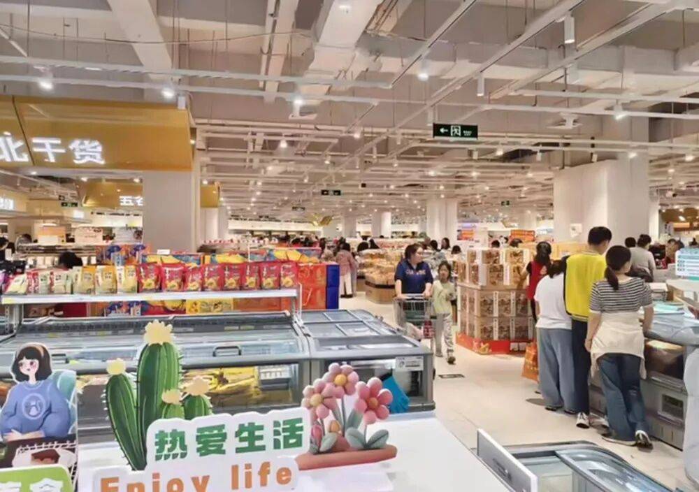 济南一银座商城月底闭店,最新回应:目前正在重新规划选址,否认了其他区门店闭店传闻