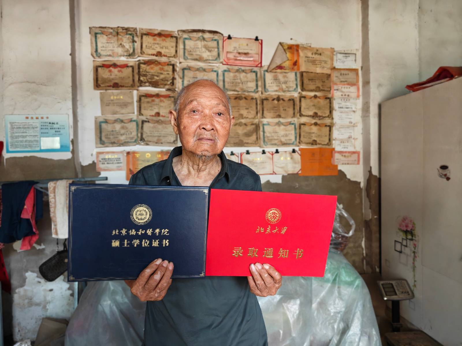 河南中专生成为北大博士:“这不是逆袭,只是回到了我正常的人生轨迹”