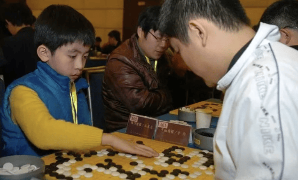 逆转夺下LG杯世界冠军,当年的顽童已成中国围棋的领军人物