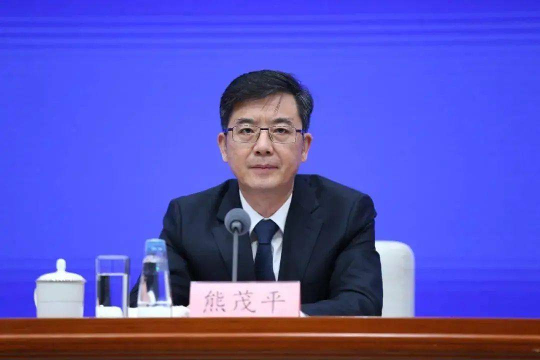 辽宁省委原副书记、大连市委原书记熊茂平任省人大常委会党组副书记