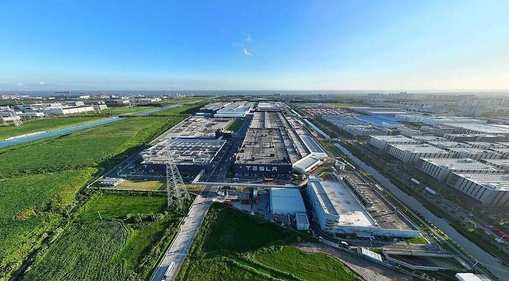 马斯克再次力荐中国：“只要时间允许就一定要去中国看看，中国值得一看的东西太多”