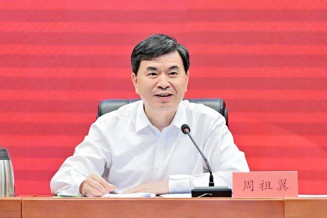 李乐成任安徽省委书记,周祖翼任河南省委书记,赵龙任福建省委书记