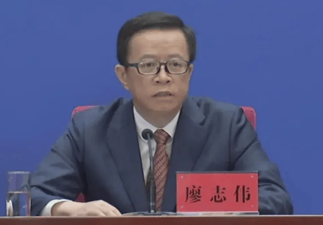 新任广西壮族自治区党委常委廖志伟已任自治区党委秘书长