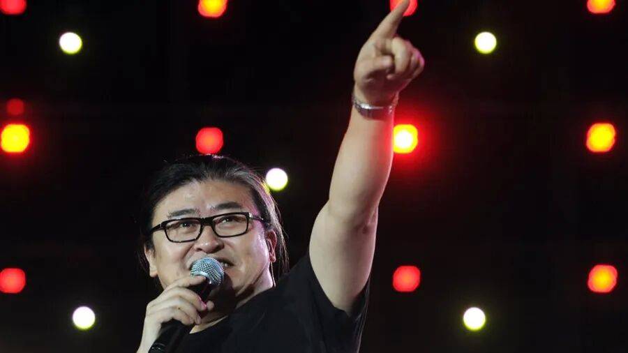 刘欢最瘦时只有104斤,其妻称外传“嗜酒致病”不准确;网友泪别:《甄嬛传》OST演唱者全部离世,今天恰逢姚贝娜45岁冥诞